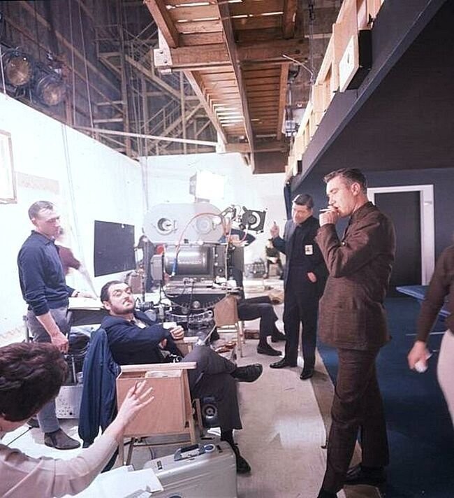 Стэнли Кубрик на съемочной площадке "2001: космическая одиссея", 1968
