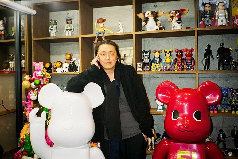 Тацухико Акаши - создатель компании Medicom Toy Corporation