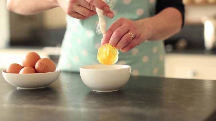   Готовьте яйца пашот без пашотницы