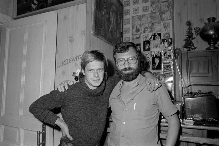 Борис Гребенщиков и Сергей Борисов в студии Борисова, 1986 год