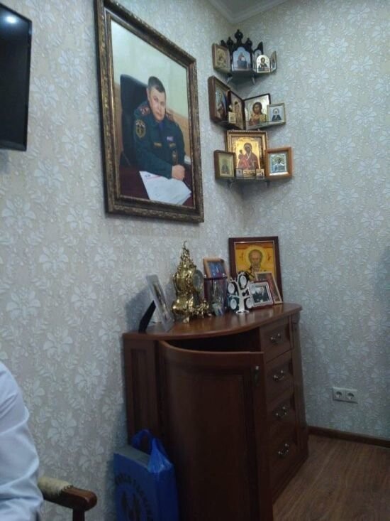 В домах главы МЧС Кемеровской области Александра Мамонтова прошли обыски!