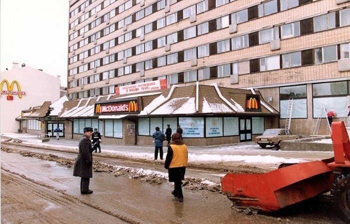 Кафе "Лира" и строительство первого "Макдоналдса" в СССР