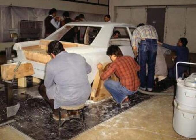 Рождение Mercedes-Benz W124 и первые фото
