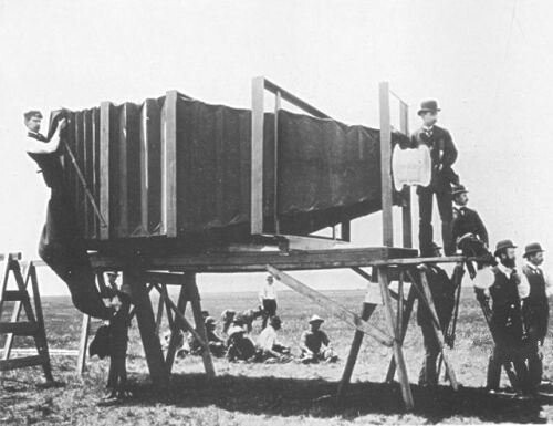 История одной фотографии. Лейб-гвардии Кексгольмский полк + объектив диаметром 1 метр