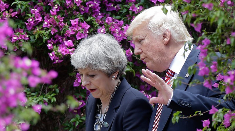 The Times: Мэй отказала Трампу в совместной военной кампании в Сирии