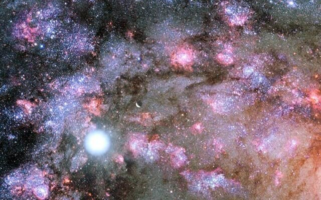 Если пересчитывать галактики в нашей Вселенной и на каждую тратить 1 секунду, подсчёт займёт 4755 лет.