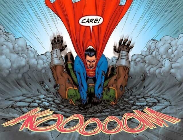 Даже если кулак Супермена движется не со скоростью света, а с 99,99% от неё, он бьёт с мощностью 2800 атомных бомб Хиросимы, или 45 мегатонн тротила, что очень больно.