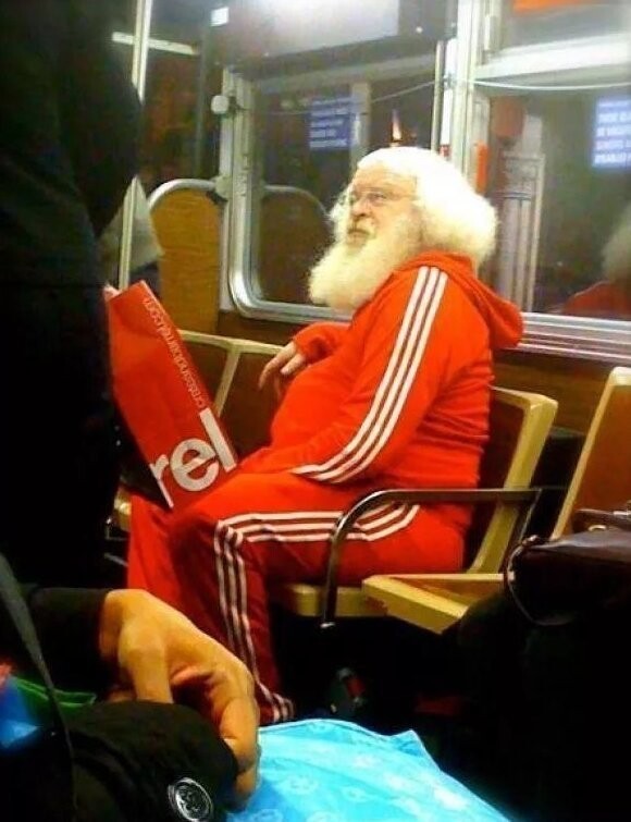 Санта, ты ли это?