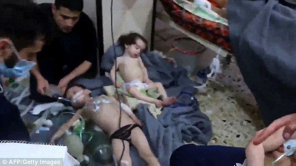 В результате химической атаки, произошедшей в сирийском городе Дума в субботу, 7 апреля, погибло 43 человека