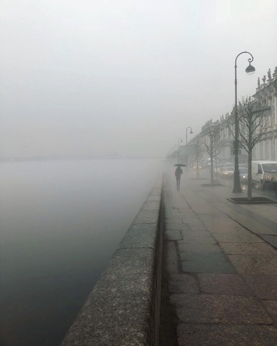 «Сайлент Хилл в Петербурге»: Неву накрыло густым туманом
