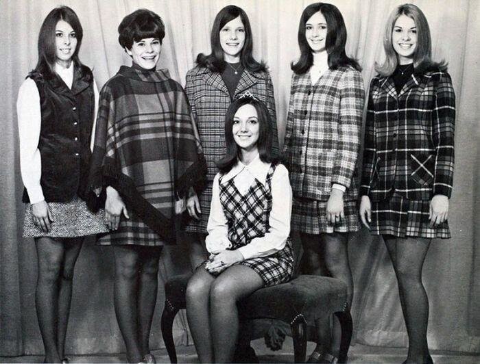 Мини-юбки 60-х и 70-х годов прошлого времени