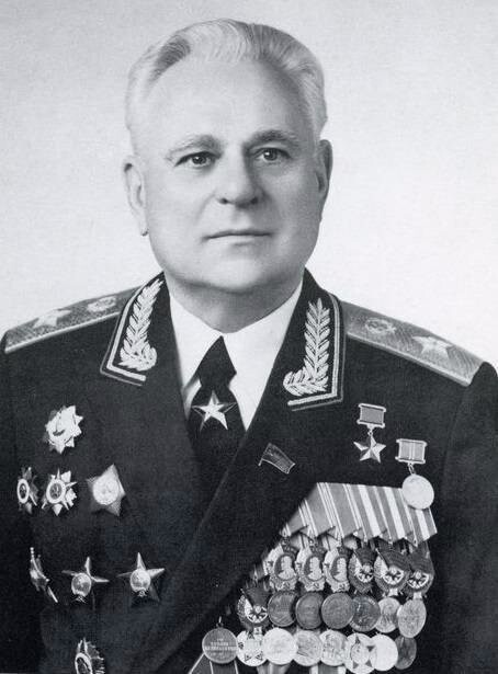 Евгений Ивановский. Генерал, державший в страхе армии НАТО