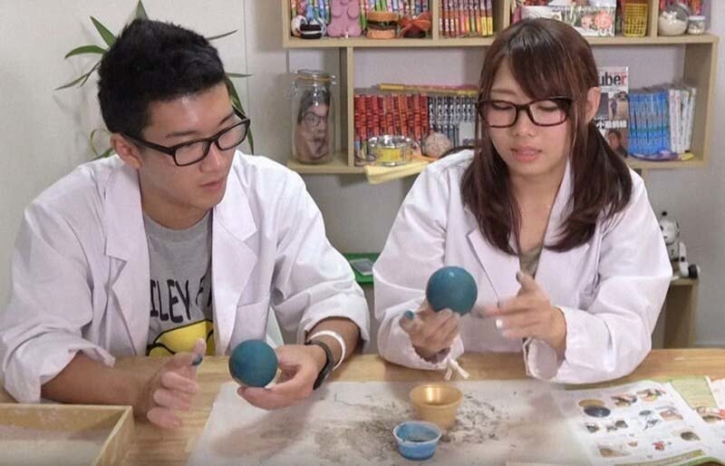 Японцы полируют грязевые шарики до совершенства