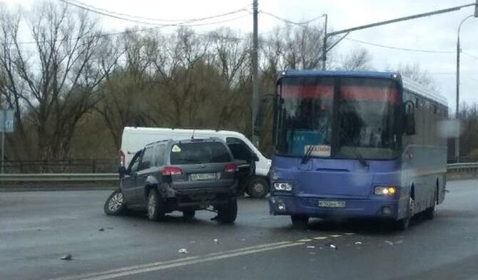 Авария дня. Автобус на красный в Чехове