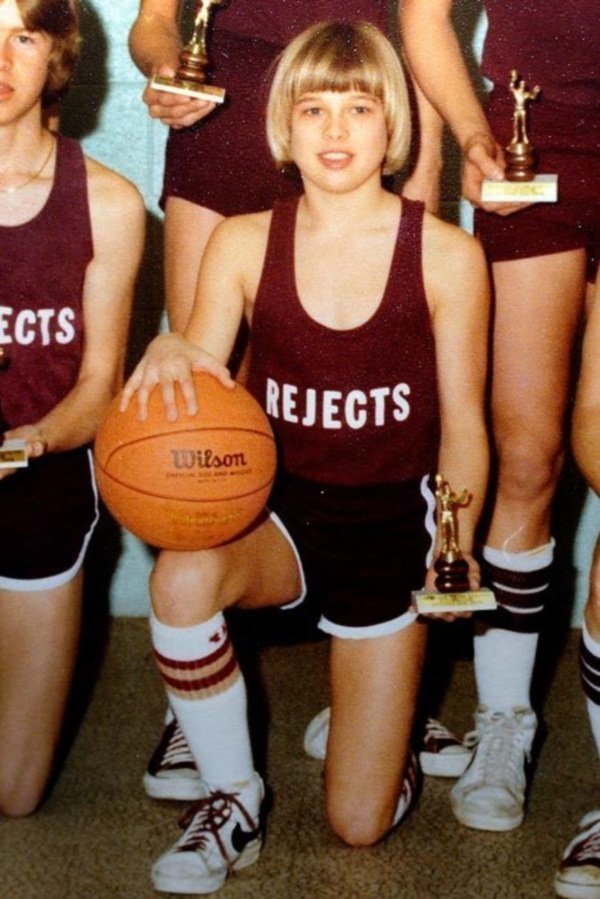 7. Брэд Питт со своей баскетбольной командой Cherokee Rejects, 1977 год