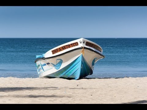 Лодки выбрасываются на берег 