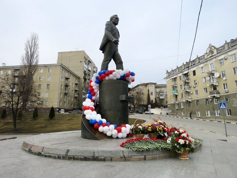 Саратов. Часть 4: набережная Волги и улица Рахова