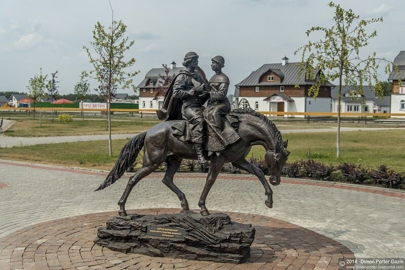 Конные памятники. Московская область