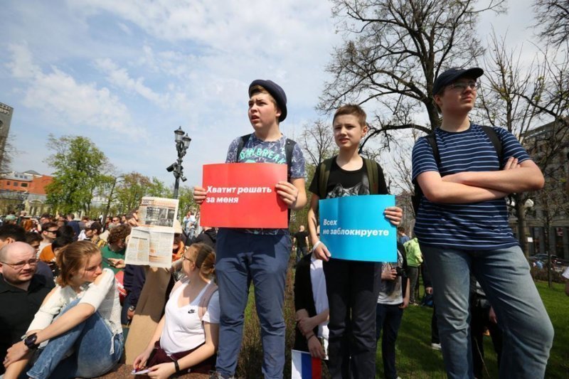 Эти демократы так демократичны