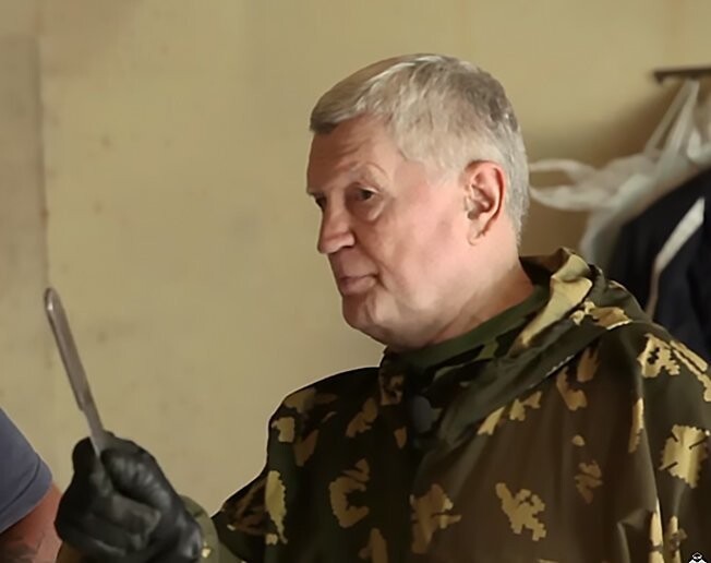 Тадеуш Касьянов: «Наша армия должна быть подготовлена как одно большое спецподразделение»