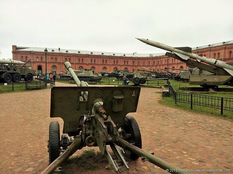 Артиллерийский музей в Санкт-Петербурге. Часть 1: открытая экспозиция