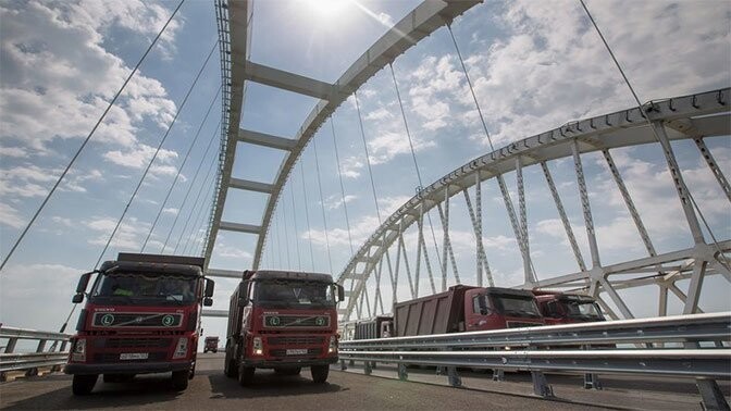 Автодорожная часть Крымского моста принята и готова к эксплуатации