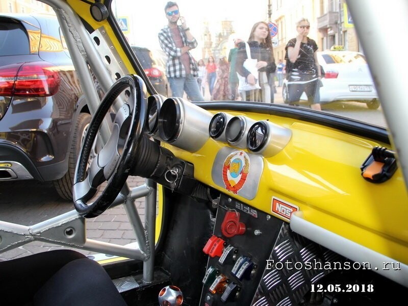 Жёлтый ЗАЗ 965 из Питера