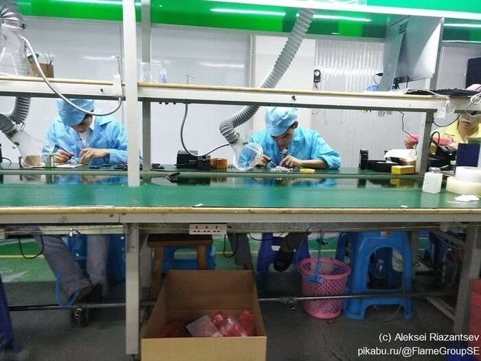 Визит на китайскую фабрику, которая делает далеко не самые обычные смартфоны