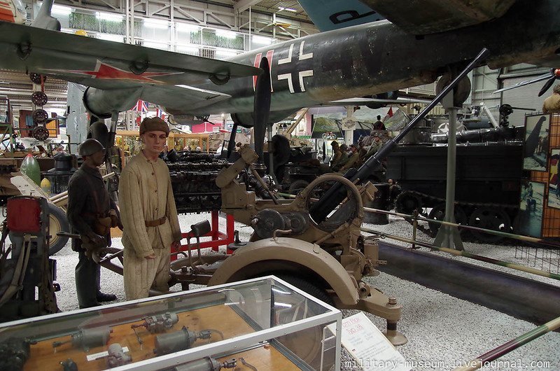 Музей техники в Зинсхайме: военная техника в ангарах