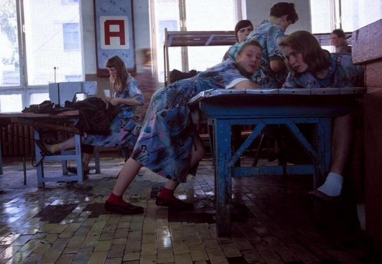 Уникальные фото России из лихих 90-х