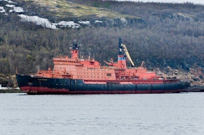 Плавучая АЭС прибыла в Мурманск