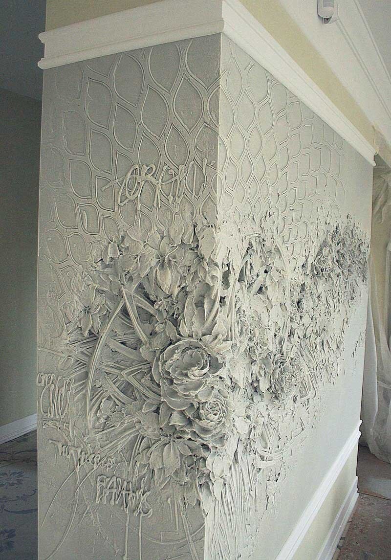 Художник использует древнюю технику, чтобы превращать стены в настоящие произведения искусства