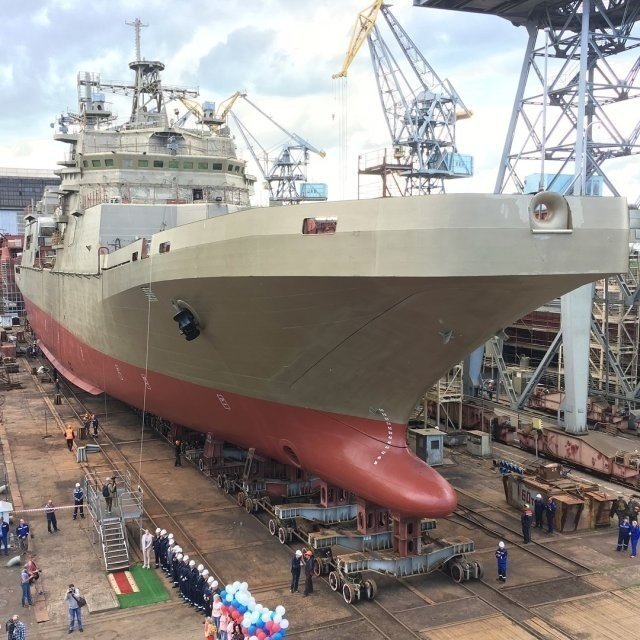 В Калининграде спущен на воду большой десантный корабль «Пётр Моргунов»