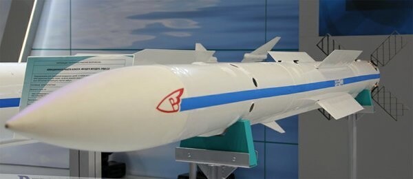 «Разрезает самолёт противника пополам»: СМИ США об «абсолютном оружии» русских для Су-57