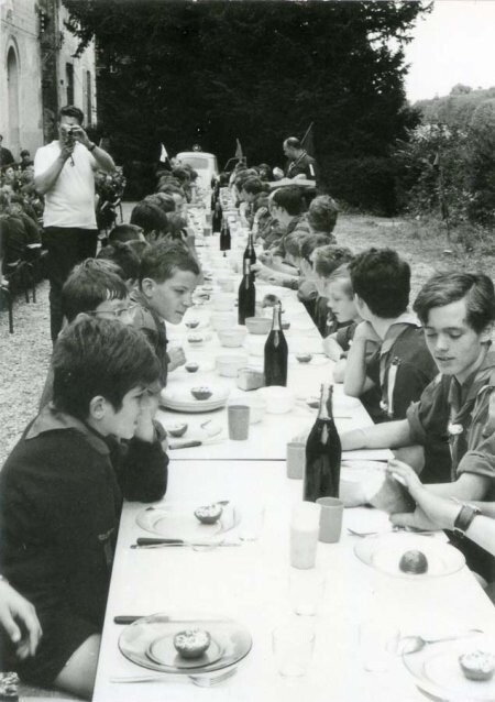 До недавних пор в Западной Европе школьные меню предлагали вино