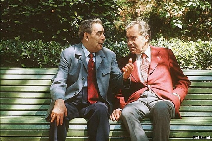 ГенСек СССР Брежнев и Президент США Никсон, Крым, 1974 год