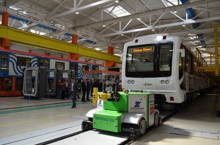 «Метровагонмаш» завершил поставку вагонов метро в Будапешт