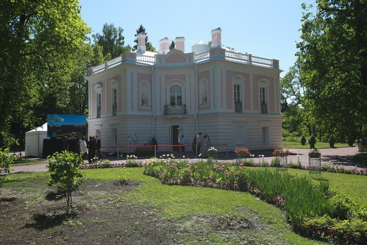 Дворец Петра III в Ораниенбауме открылся под Петербургом после реставрации