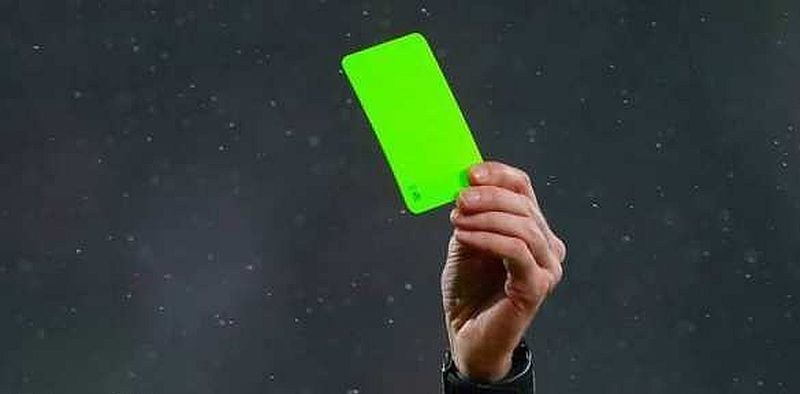 Первая в истории Зелёная карточка на Чемпионате Мира среди Непризнаных сборных