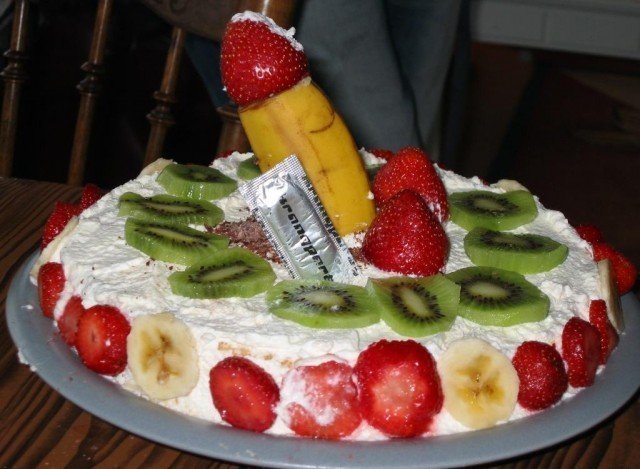 В США суд поддержал кондитера, отказавшегося печь торт для свадьбы геев