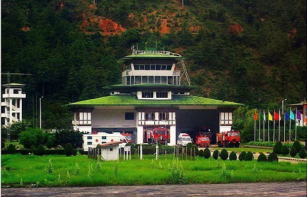 Аэропорт Паро, Бутан