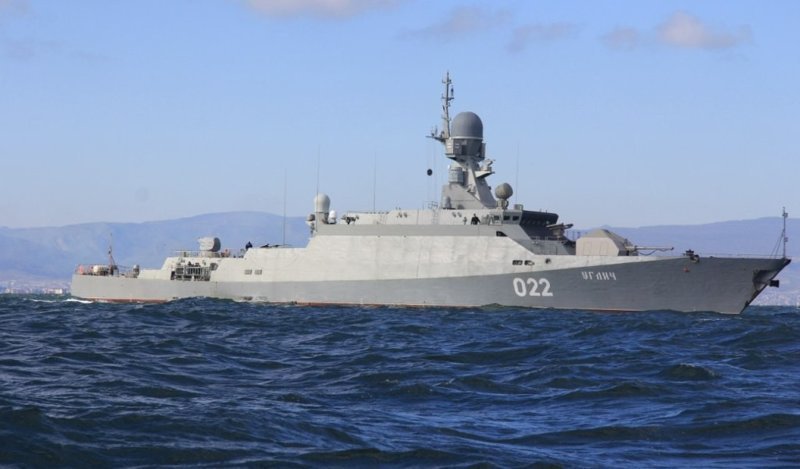 "Украинский маразм". Военный эксперт о "перехвате" Ан-26 корабля ВМФ России