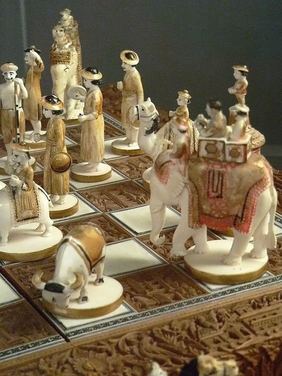 Шахматы "Восточные", 19 век, кость