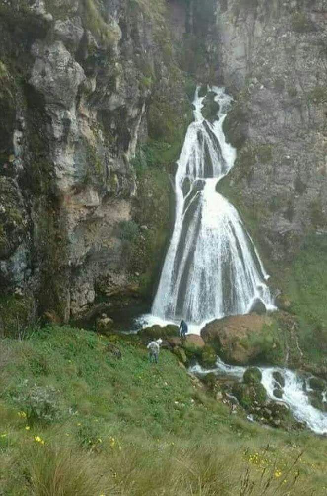 Водопад, который напоминает невесту в белом платье
