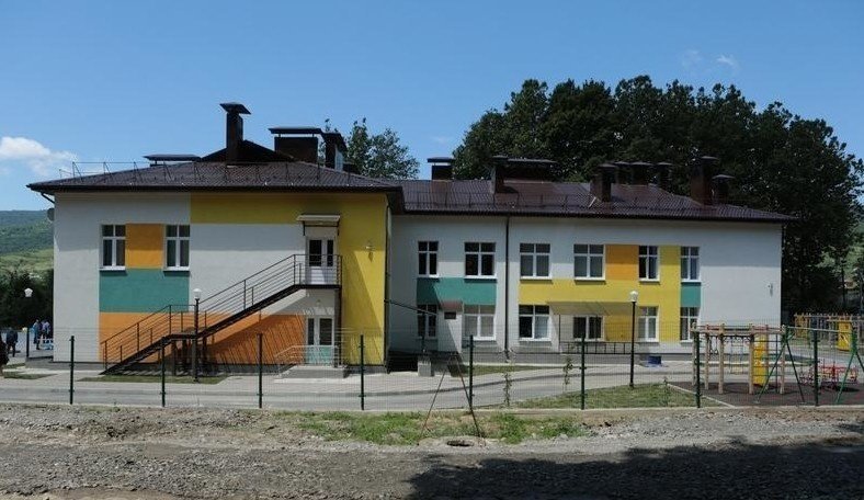 62.Две школы и детский сад построены в Южной Осетии на средства России