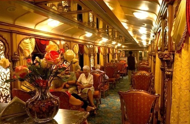 Поезд «Golden Chariot»