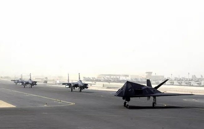 F-117 с F-15 во время операции: иракская Свобода