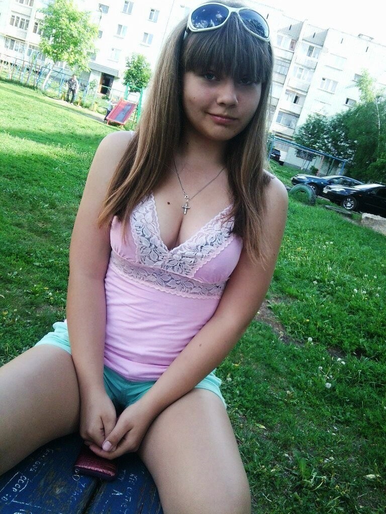 Школьницы