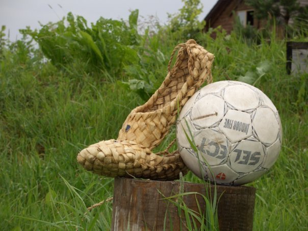 В честь ЧМ-2018 сотня человек в Суздале сыграет в футбол в лаптях