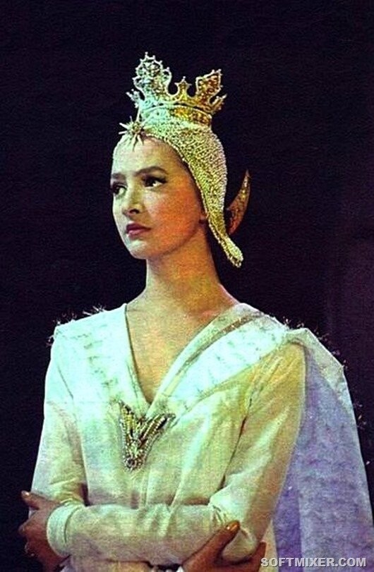 Принцессы, королевы и просто девицы-красавицы русских фильмов-сказок